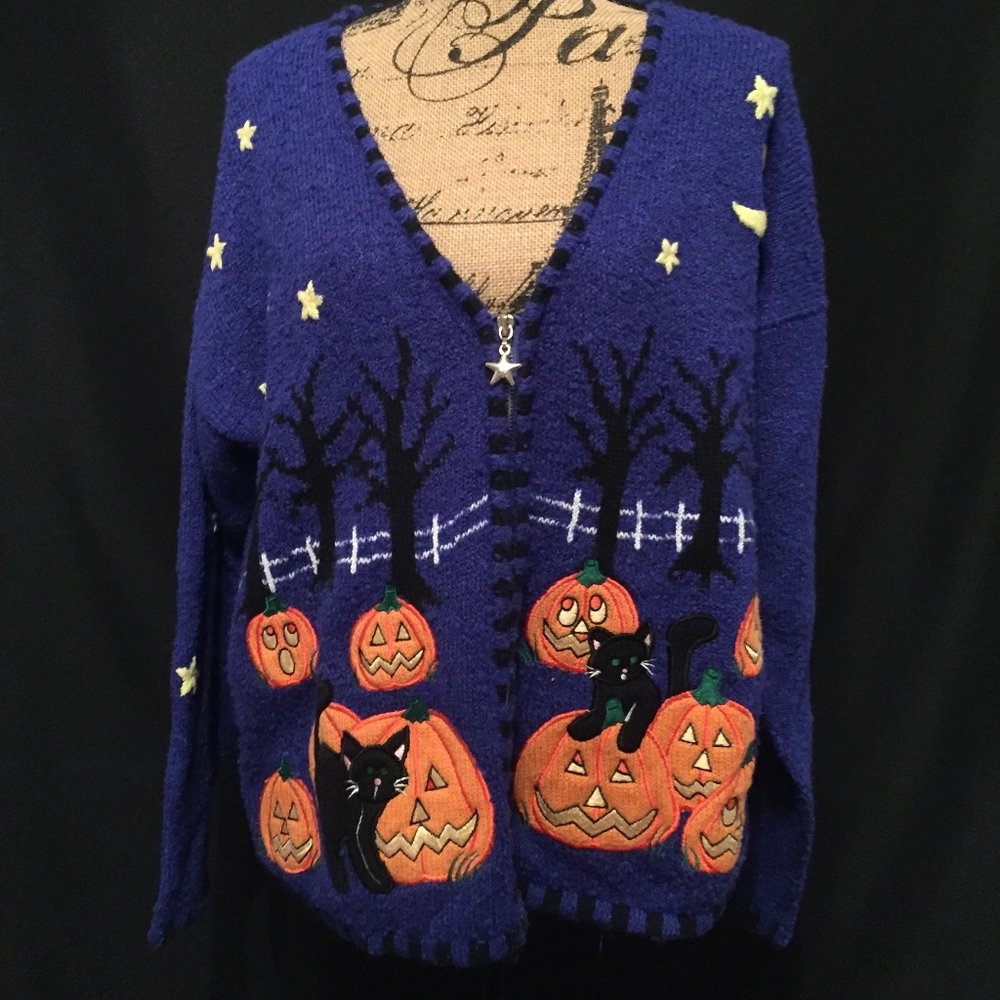 Mandalay Bay Halloween Sweater